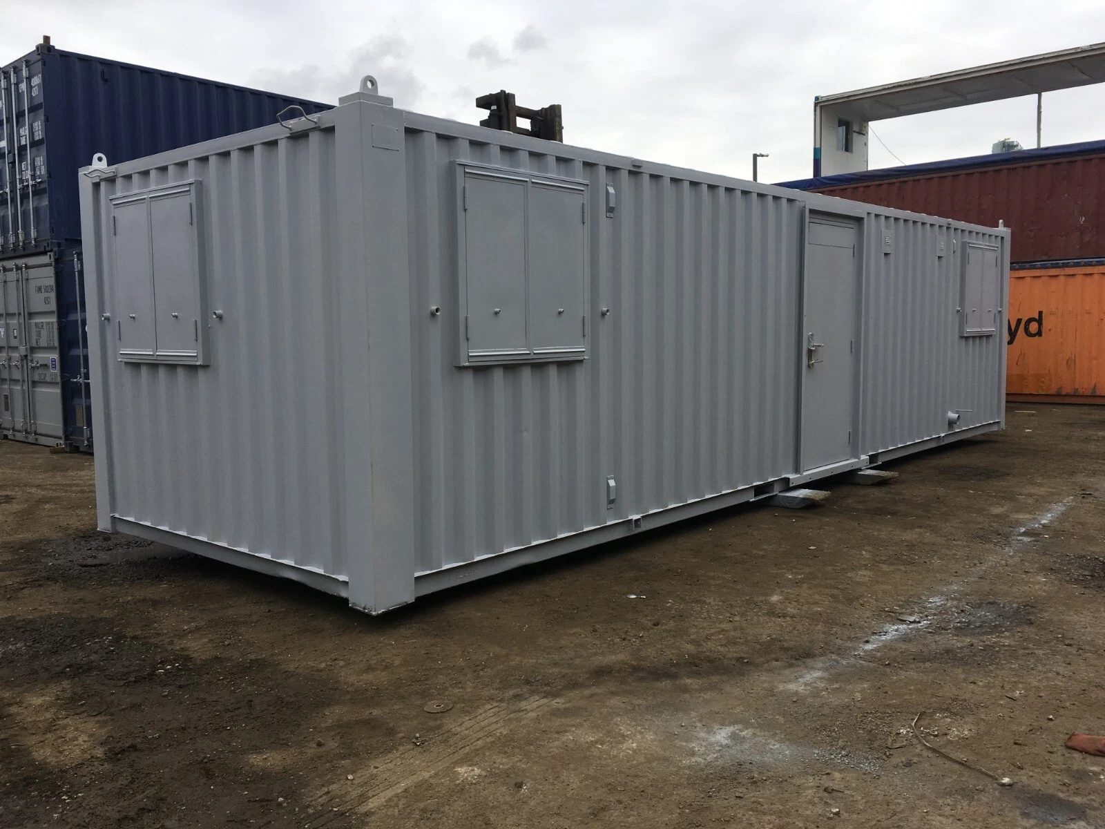 32ft x 10ft Office Shipping Container – Portable Modular Office Workspace