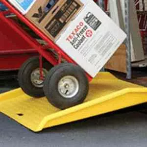 Light Duty Ramp – Portable Access Ramp for Containers, Warehouses & Loading Docks