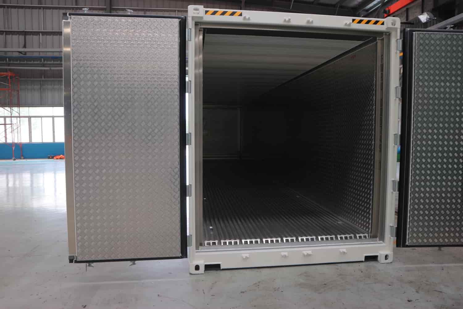 40ft Super Freezer -76°F to 30°F (460V/230V 3P)